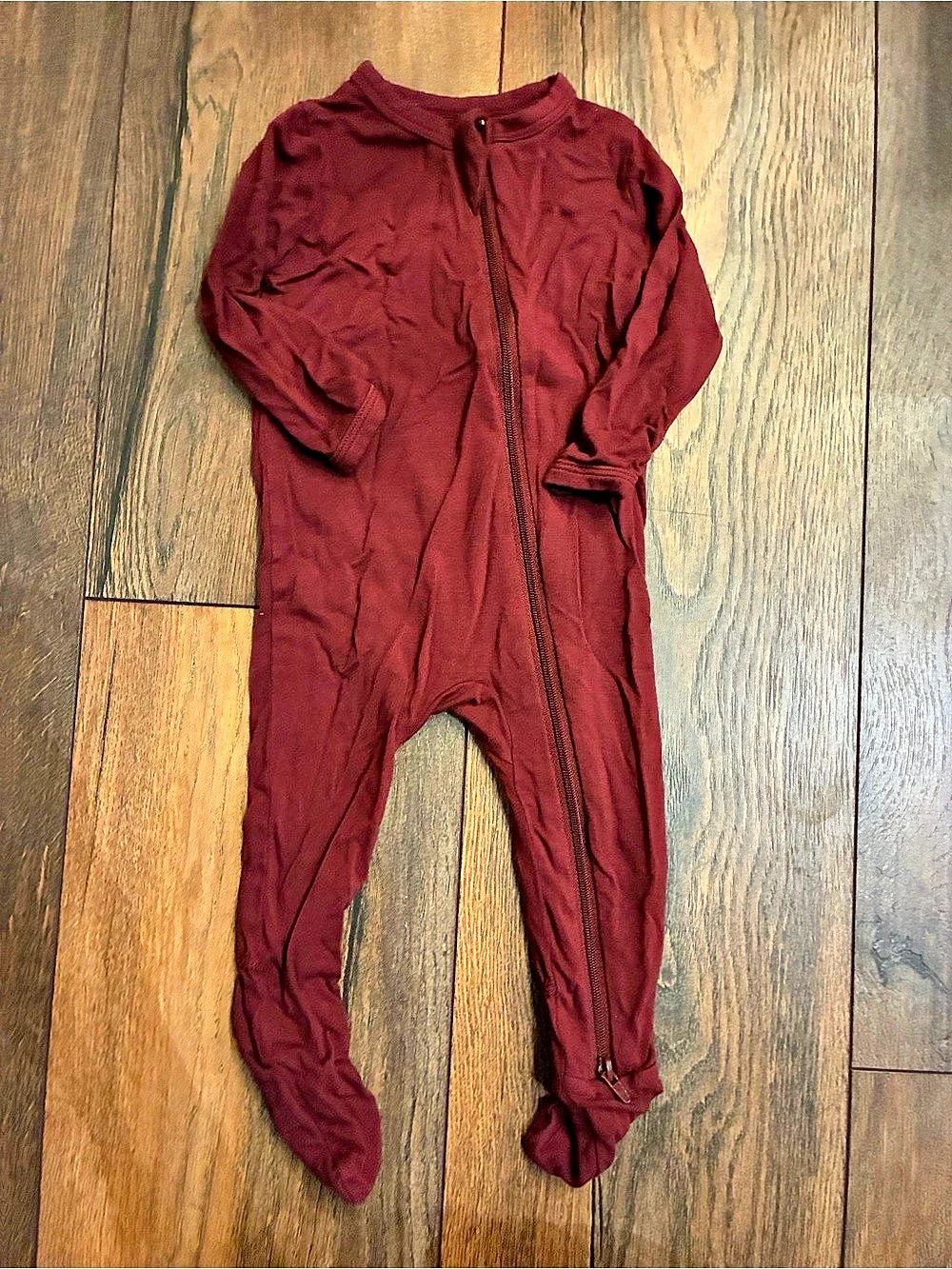 Kyte Baby Zippered Footie in Burgundy Baby 3-6M